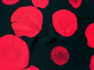 Šatovka čierna  červené kruhy