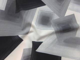Šatovka smotanovo-sivo-čierna  geometrický vzor