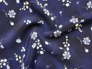 Šatovka tmavomodrá batika  bielo-modrý kvet