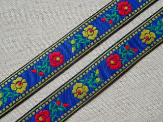 Stuha krojová modrá  žlté a červené kvety  - 2 cm