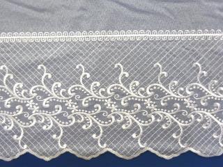 Záclona biela  ornamenty  - bordúra, 160 cm