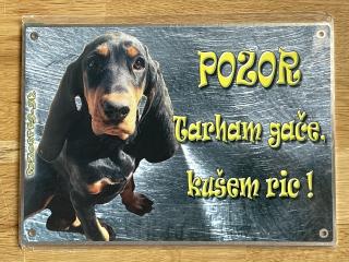 Hliníková tabuľka  pozorpes.sk (Coonhound)