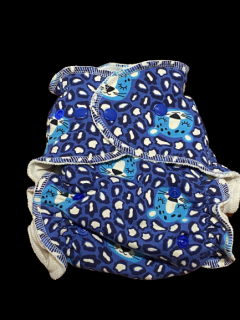 Nohavičková plienka BAMBUSKA na patentky - rôzne vzory Vzor: Leopard na modrej