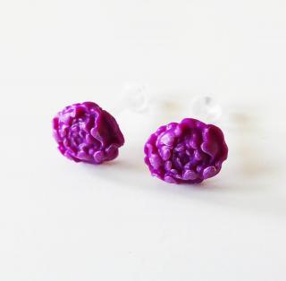 Antialergické napichovacie náušnice pivonky z polymérovej hmoty  (Handmade antialergické napichovačky v tvare pivónie)