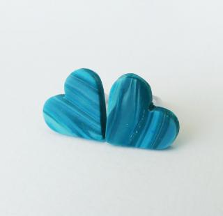 Antialergické napichovacie náušnice smaragdové mramorové srdcia - chirurgická oceľ (Handmade smaragdovo-zelené antialergické napichovačky v tvare srdiečka)