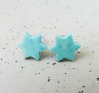 Antialergické napichovacie náušnice tyrkysové hviezdy - chirurgická oceľ (Handmade mentolové antialergické napichovačky v tvare hviezdičky)