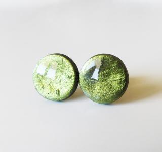 Antialergické napichovacie náušnice zelené perleťové kruhy - chirurgická oceľ (Handmade perleťové zelené antialergické napichovačky v tvare kruhu s chirurgickou oceľou)