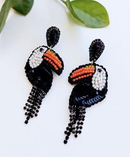 Náušnice tukany šité z korálok - chirurgická oceľ (Handmade visiace náušnice tukany s chirurgickou oceľou z korálok )