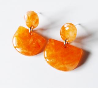 Oranžové visiace náušnice z polymérovej hmoty (Handmade oranžové visiace náušnice)
