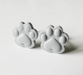 Sivé napichovacie náušnice antialergické labky (Handmade antialergické napichovačky z fima)