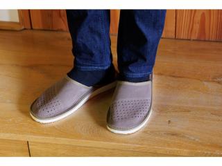 Pánske papuče semišové, hnedé Veľkosť obuvi: 45