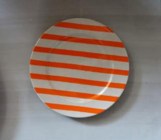 Tanier plytký 17 cm NINA oranžové prúžky (Tanier pl.NINA 17 cm oranzovy)
