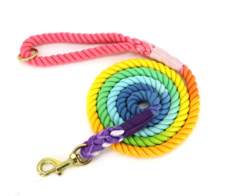 Farebné lanové vodítko pre psa