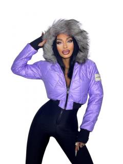Krátka prešívaná fialová bunda s kožušinou Veľkosť: M
