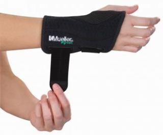 MUELLER® Green, Fitted Wrist Brace, ortéza na zápästie Veľkosť: S/M - Levá