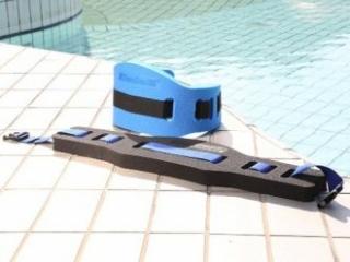THERA-BAND plávací pás malý, modrý, 210x780x28 mm