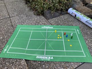 Tenis SuperAce - dosková hra Povrch: tráva