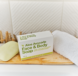Forever Avocado Face & Body Soap (142 g) - mydlo s avokádovým olejom