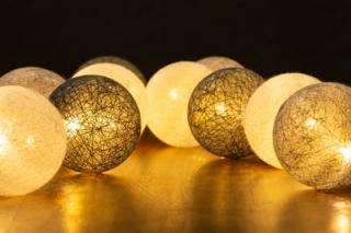 Reťaz MagicHome Cotton Balls 3 shades, 10x LED, PE/bavlna, 2xAA, jednoduché svietenie, osvetlenie, L-1,35 m