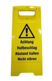 Výstražná tabuľa  POZOR PODKÚVAČ  (v nemeckom jazyku)