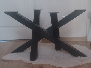 MIKADO 40 - Kovová podnož pre menšie konferenčné stoly  kompaktná podnož z jakla 60x60 Farba: Biela