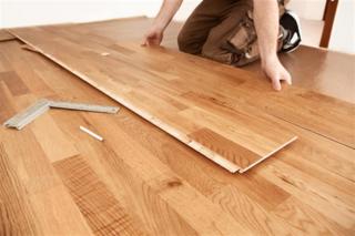 Montáž drevenej podlahy nad 30 m2 click (Montáž a pokládka podláh)