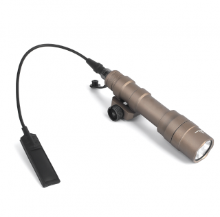 Taktické svietidlo SureFire M600C Scout Light, 600 lm, tan, T-Eagle + doprava zdarma