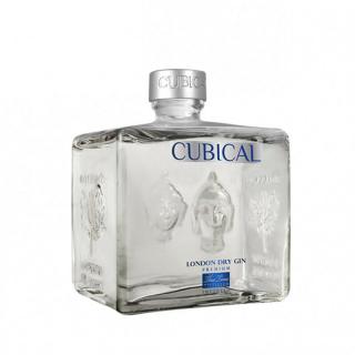 Cubical Premium, 40%, 0.7 L (čistá fľaša)