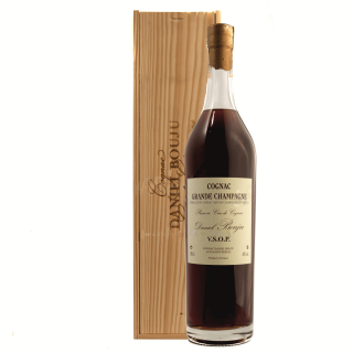 Daniel Bouju VSOP WOOD BOX, GIFT, 40%, 3 L (darčekové balenie)