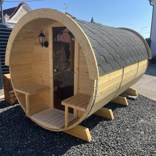 Fínska sudová sauna 350 Premium Vyberte kachle: Elektrické kachle vr. lávových kameňov, Typ sauny: Saunovací priestor, odpočiváreň s teráskou