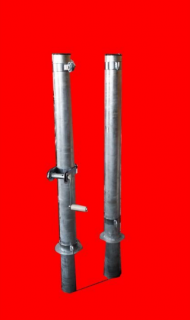 Nohejbalové stĺpiky DOR-SPORT do puzdier - vonkajšie, 102 mm (Vonkajšie oceľové stĺpiky do puzdier s priemerom 102 mm vrátane objímok.)