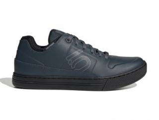 Freerider EPS - Black/Black/Black - 44 EU / 9,5 UK