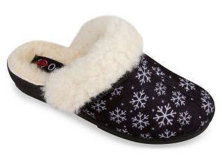 Dámske zimné papuče s kožušinkou- vločky čierne (Dámske papuče s kožušinkou- bordové)