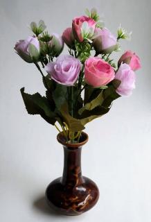 Umelé miniruže ružové  (Umelá kytica ruží )