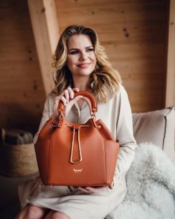 Kabelka do ruky s crossbody popruhom Vega Brown Univerzálna veľkosť, Business, Elegantný