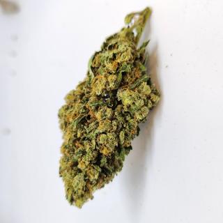 CBD Kvety - Banana Kush 4G Čistého Potešenia (CBD Kvety Banana Kush - 5G Exotického Uvolnenia)