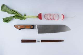 TAKAYUKI Japonský nôž TUS Santoku TAKAYUKI 180mm