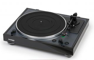 Thorens TD 102 A Farba: Čierna Vysokolesklá