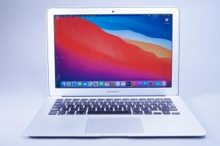 Macbook Air 13.3 /I5 1.4HZ/4GB RAM/128GB SSD