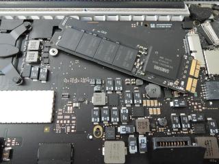 Výměna disku MacBook PRO 128GB SSD