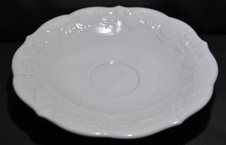 cibulák bílý Elegance podšálek  B  český porcelán Dubí 15 cm