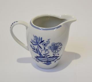 mlékovka cibulák Henriette   0,18 L henrieta Saphyr Thun 1 ks cibulákový porcelán