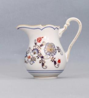 Mlékovka vysoká 0,16 l, originální cibulák zlacený s dekorací rubín, cibulový porcelán Dubí