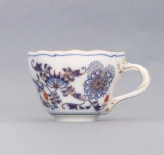 Šálek vysoký A/1, 0,12 l - originální cibulák zlacený s dekorací rubín, cibulový porcelán Dubí