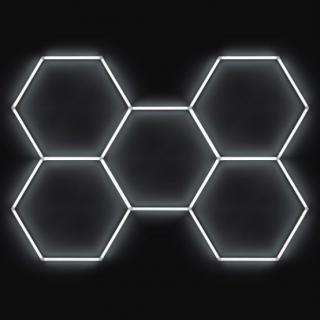 LED svetlo hexagon - 238x168 cm (Šesťuholníkové LED svetlo o rozmere 238 na 168 cm)