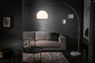 Stojanová lampa BIG BOW WHITE (Oblúková stojanová lampa s bielym tienidlom.)
