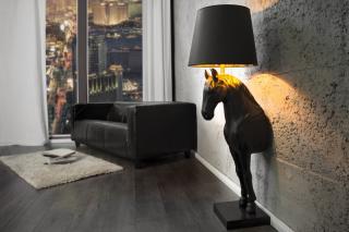Stojanová lampa BLACK HORSE  (Dizajnová stojanová lampa čierna.)