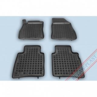 Koberce gumenné Rezaw Plast Nissan Pulsar 2014 so zvýšeným okrajom