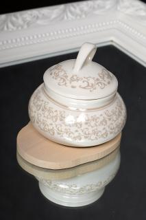 Cukornička porcelánová