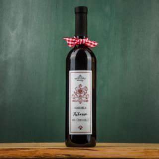 Ribessa ovocné víno z čiernych ríbezlí 0,75 l Farba: Modrá
